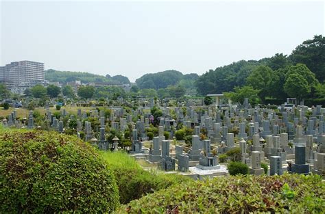 公共墓地|公営墓地とは？｜お墓 (霊園・墓地)の3つの種類 公営 